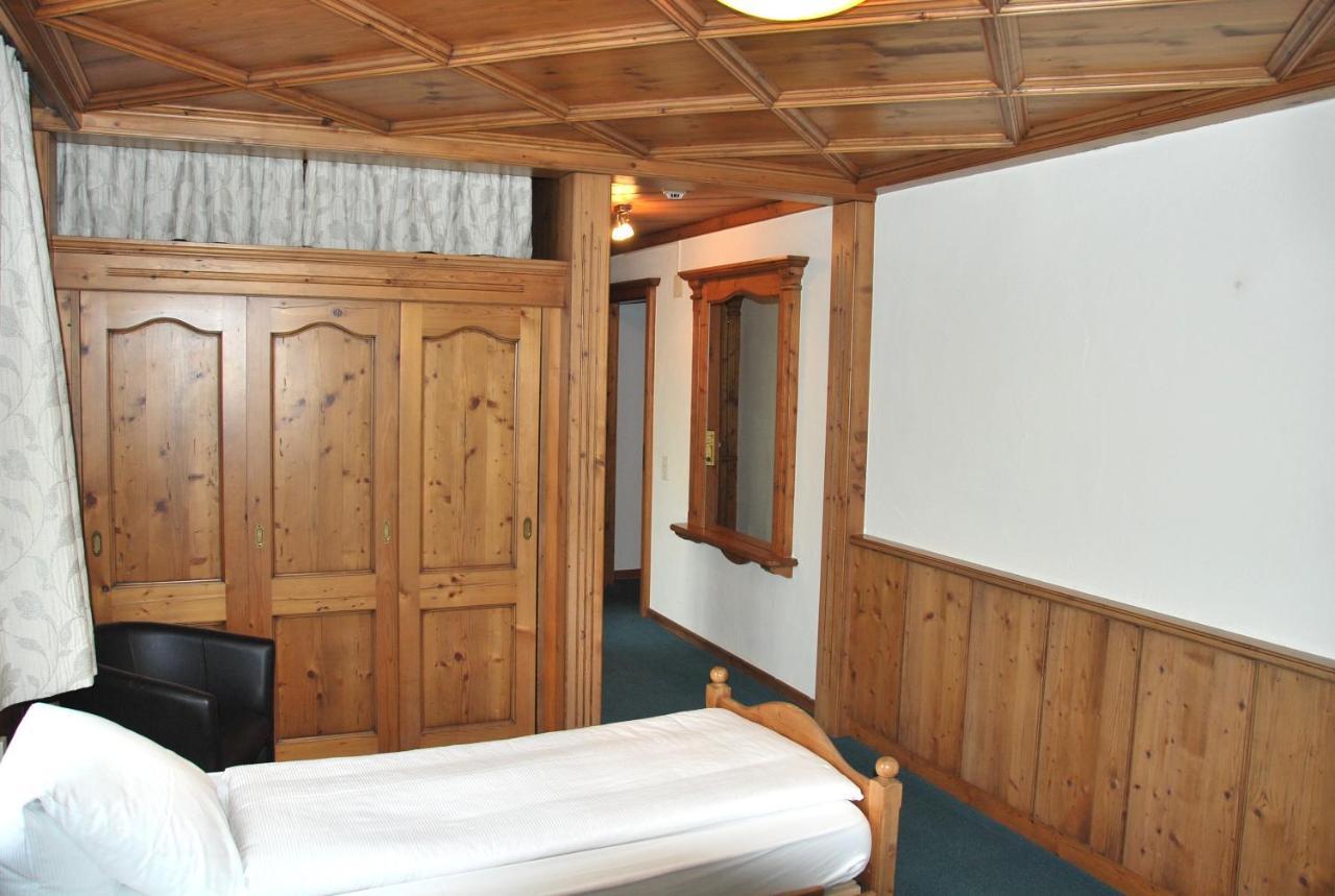 Hotel Zum Kreuz Suhr Εξωτερικό φωτογραφία