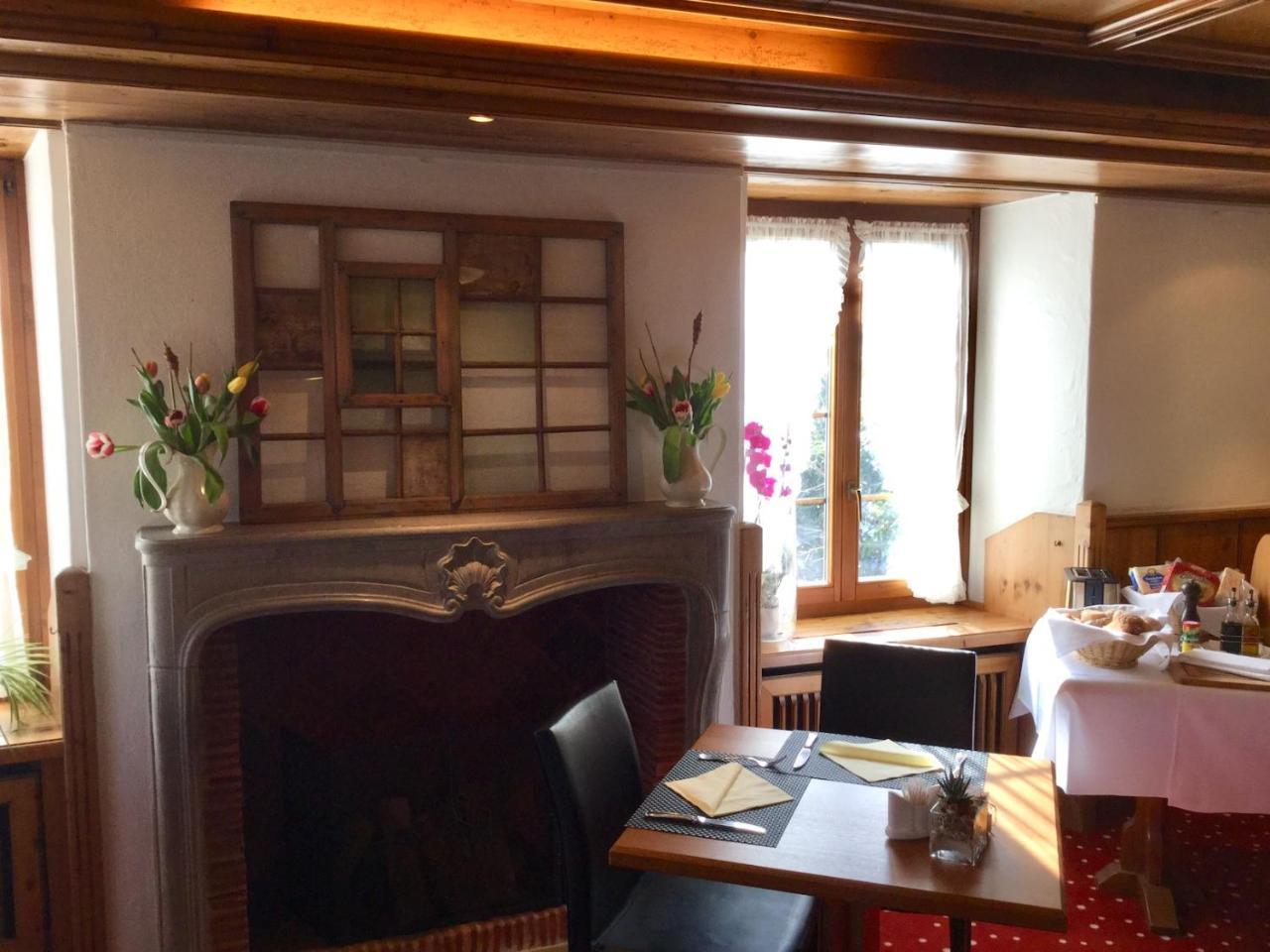 Hotel Zum Kreuz Suhr Εξωτερικό φωτογραφία