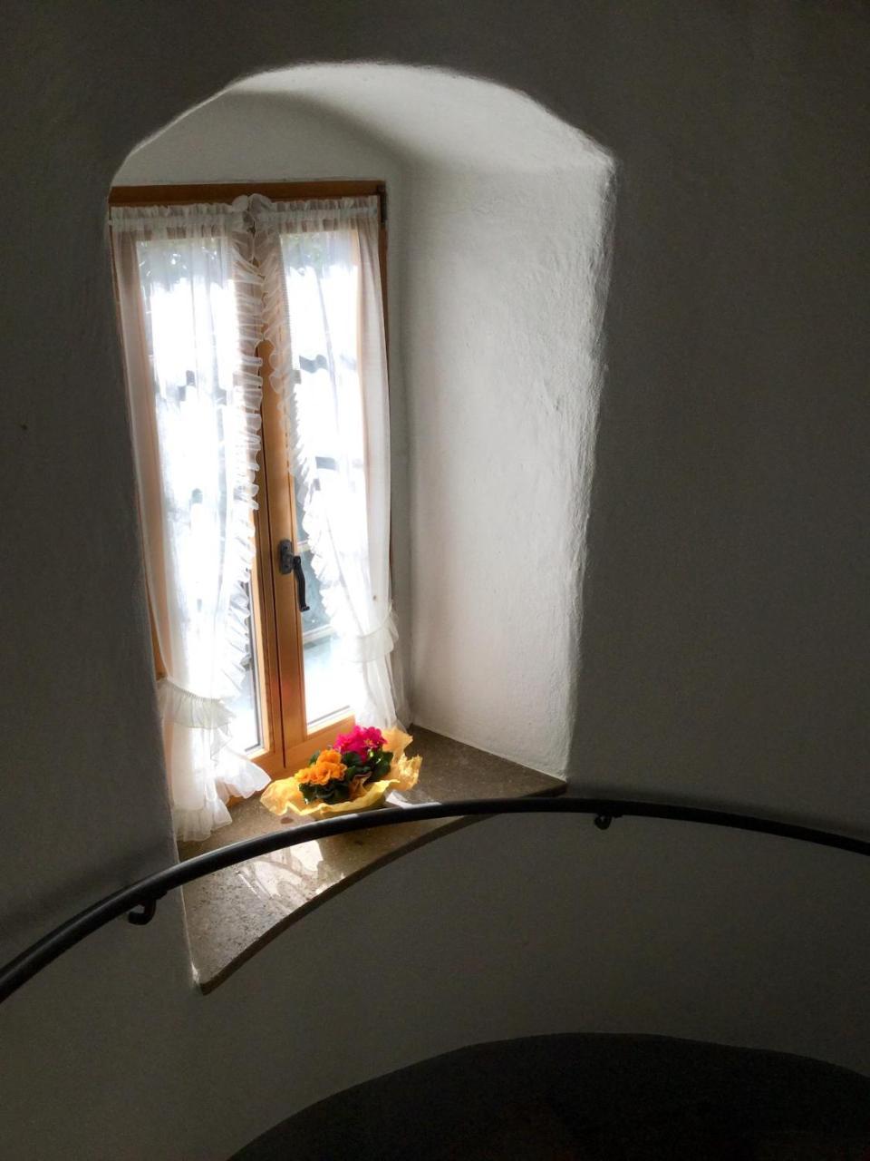 Hotel Zum Kreuz Suhr Εξωτερικό φωτογραφία