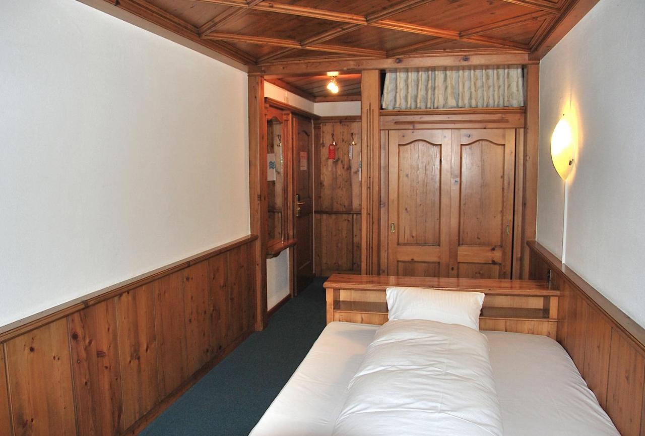 Hotel Zum Kreuz Suhr Εξωτερικό φωτογραφία