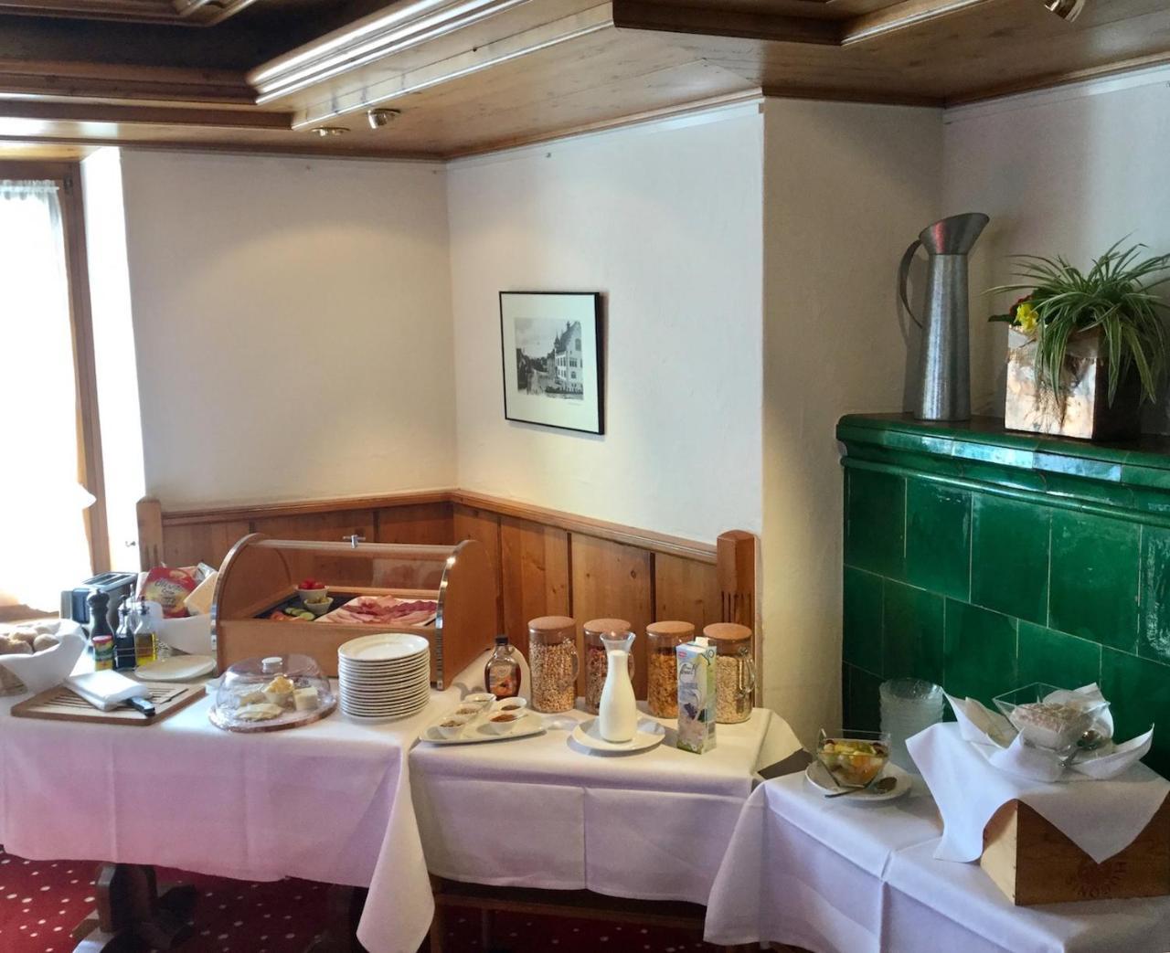 Hotel Zum Kreuz Suhr Εξωτερικό φωτογραφία